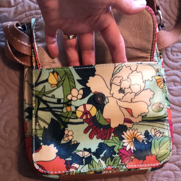 Sakroots Crossbody in EUC - Picture 7 of 12